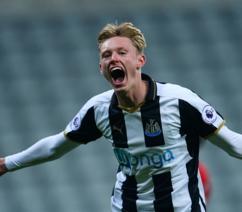 cau-thu-sean-longstaff-1